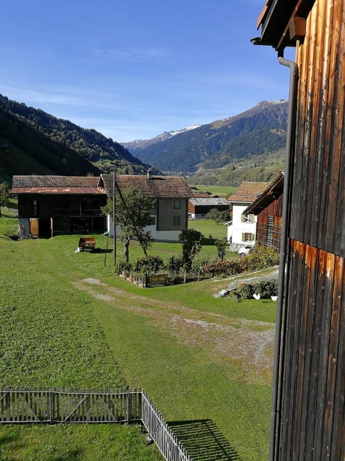 Surrein Casa Steilalva - Grosszuegiges Chalet Fuer Erholsamen Familienurlaub מראה חיצוני תמונה